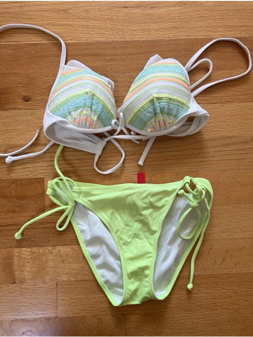 Victoria’s Secret Women’s Sequin Padded Bikini Set Size 32A Top & XS Bottom